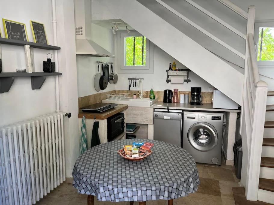 Appartement Chaleureux Avec Parking Gratuit Sarlat-la-Caneda Bagian luar foto